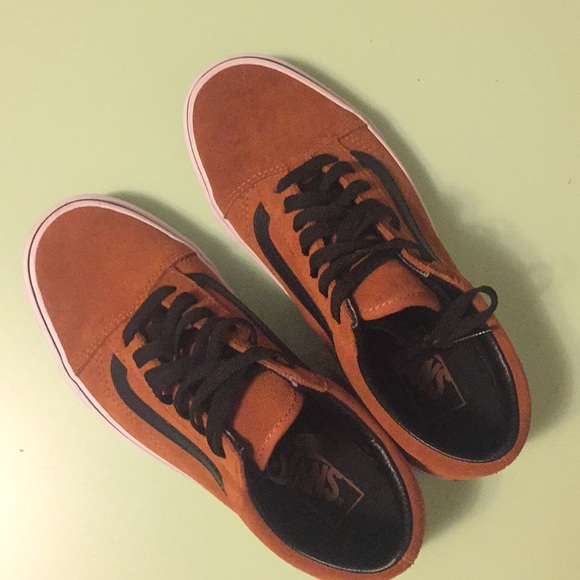 Vans Shoes - Vans Old Skool